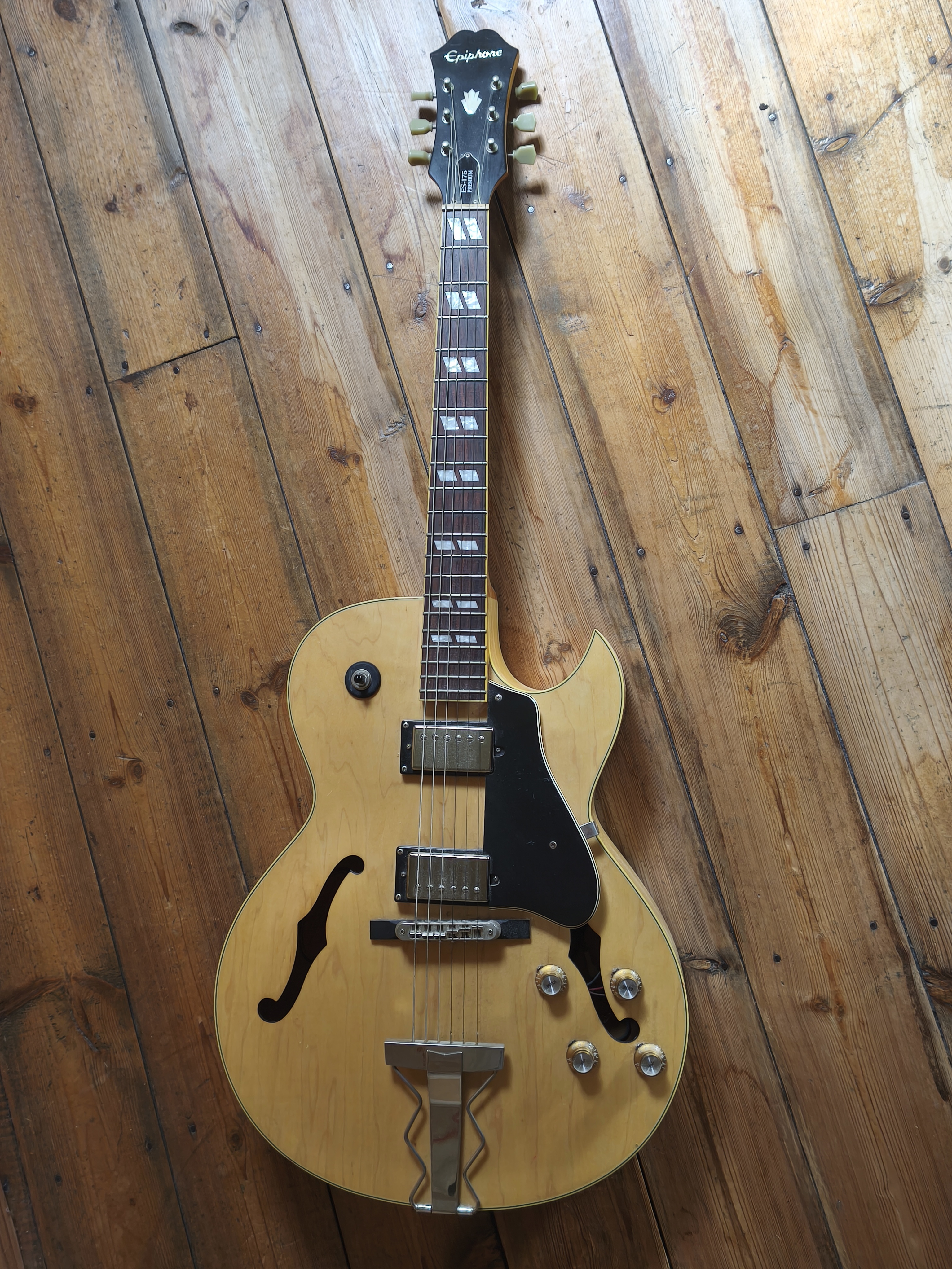 Epiphone ES 175 Premium